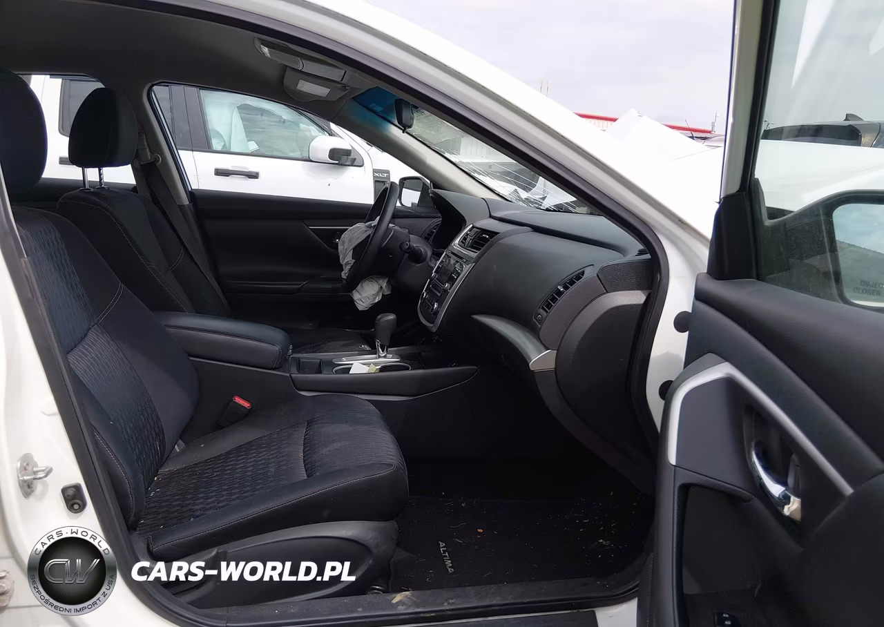 2017 Nissan Altima 2.5 S VIN:1N4AL3APXHN350782 - 5