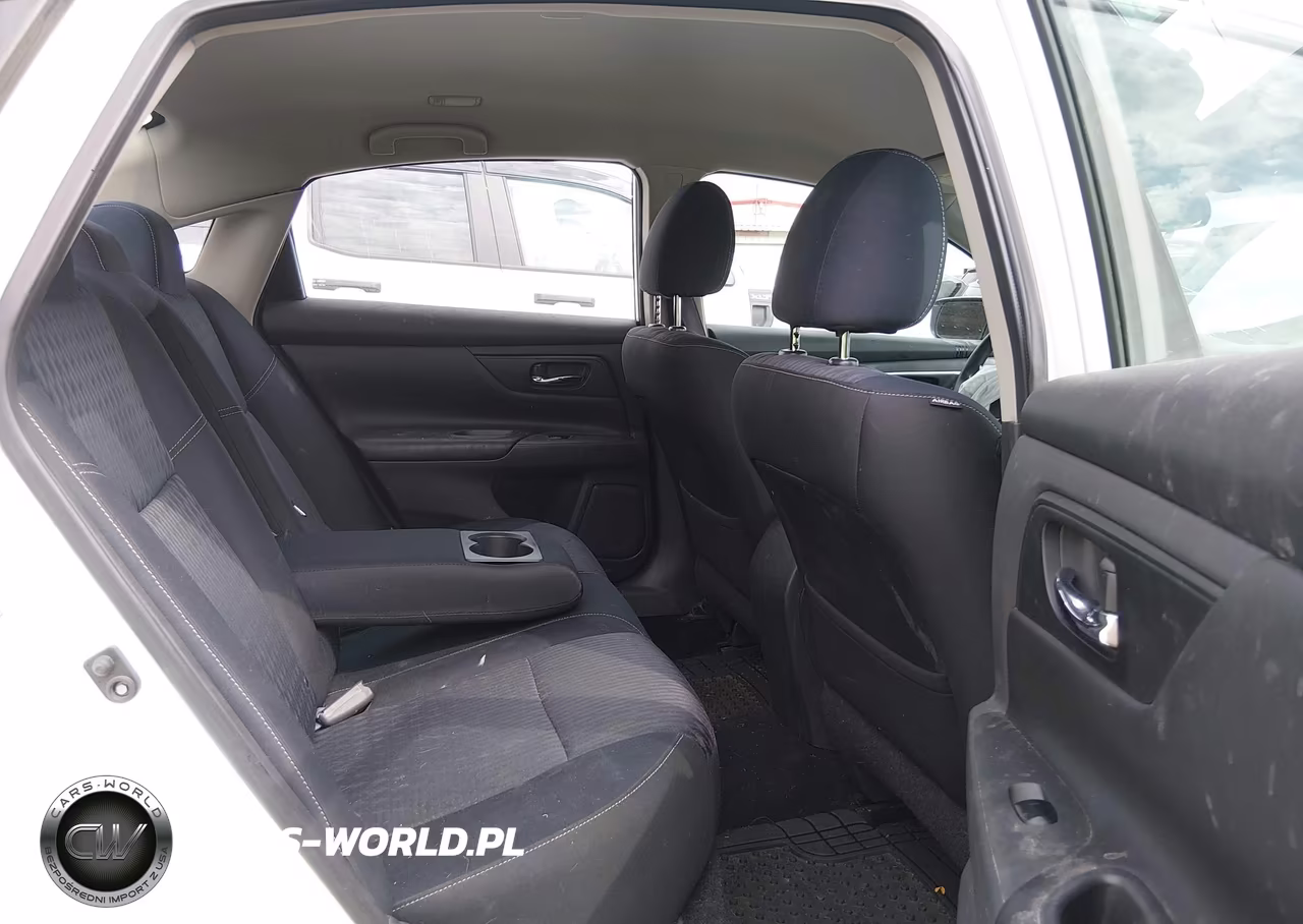 2017 Nissan Altima 2.5 S VIN:1N4AL3APXHN350782 - 8