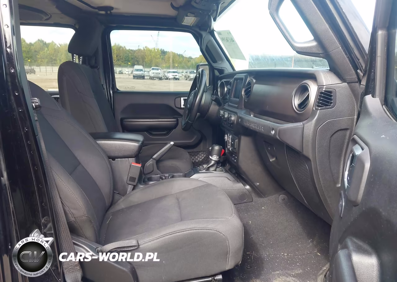 2018 Jeep Wrangler Unlimited Sport S 4X4 VIN:1C4HJXDGXJW122850 - 5