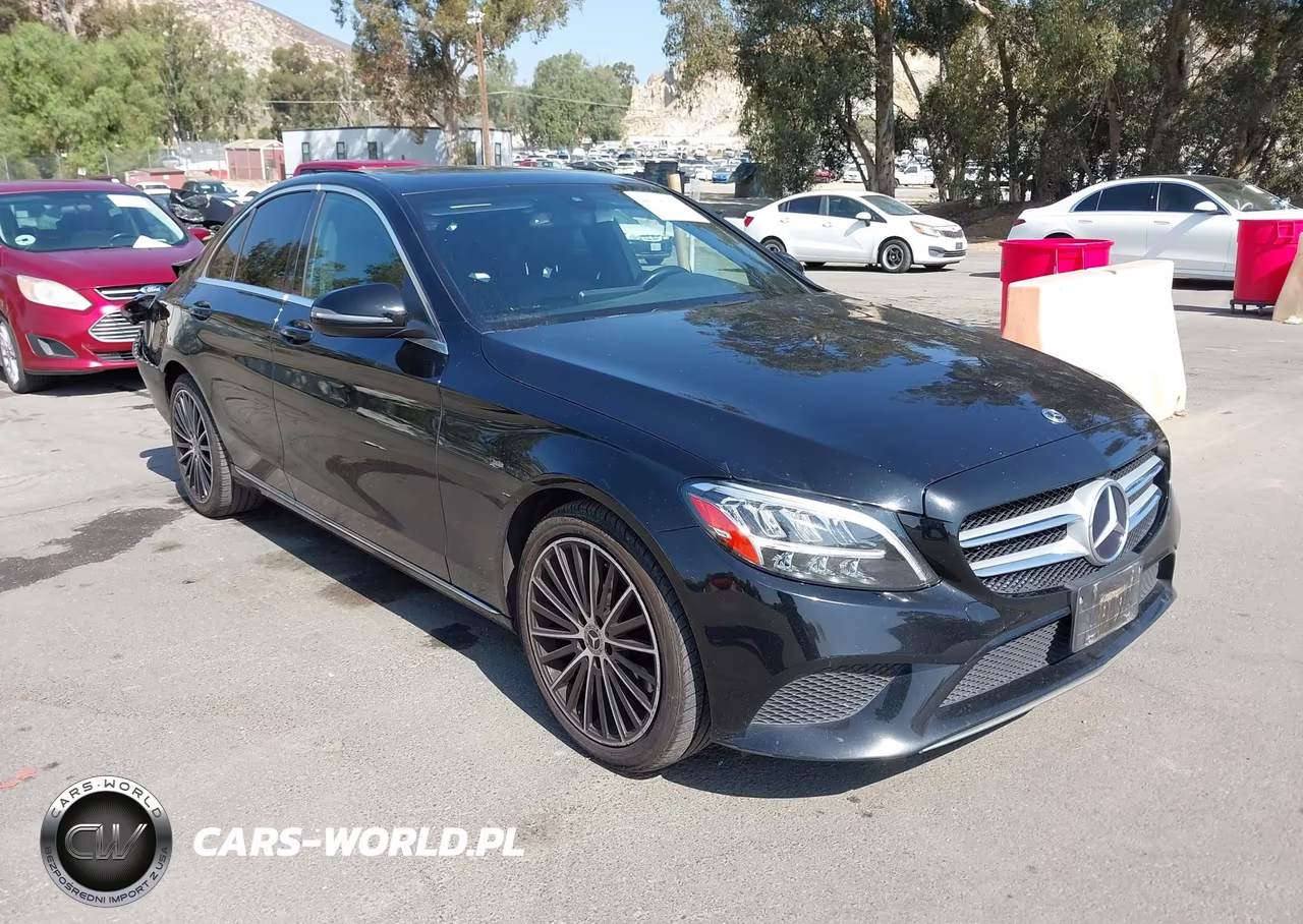 2019 Mercedes-Benz C 300