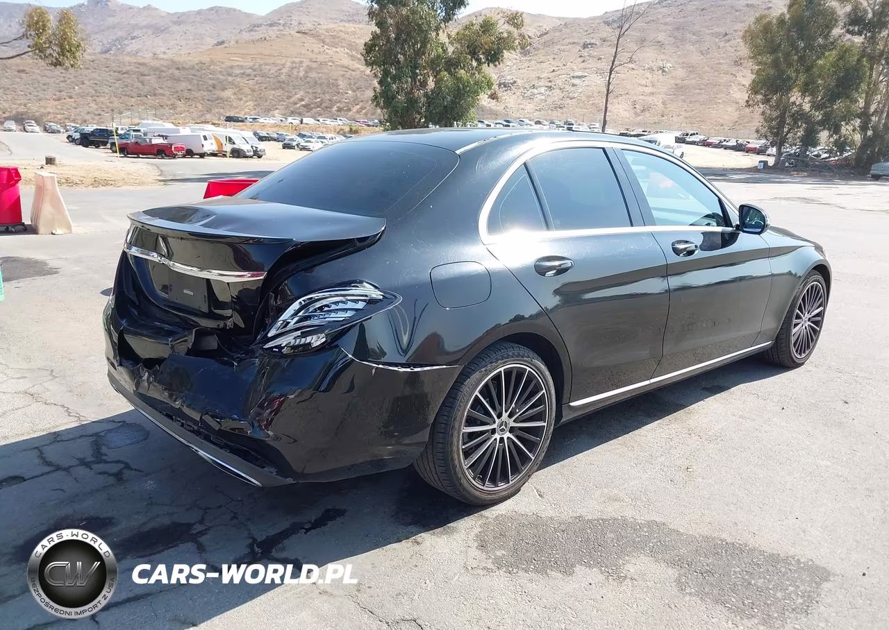 2019 Mercedes-Benz C 300 VIN:55SWF8DB6KU288841 - 4