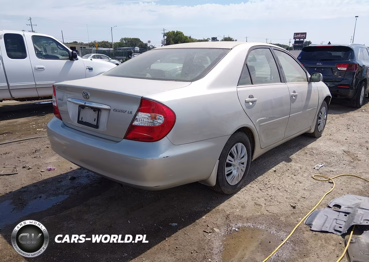 2003 Toyota Camry Le VIN:4T1BE32K13U674032 - 4