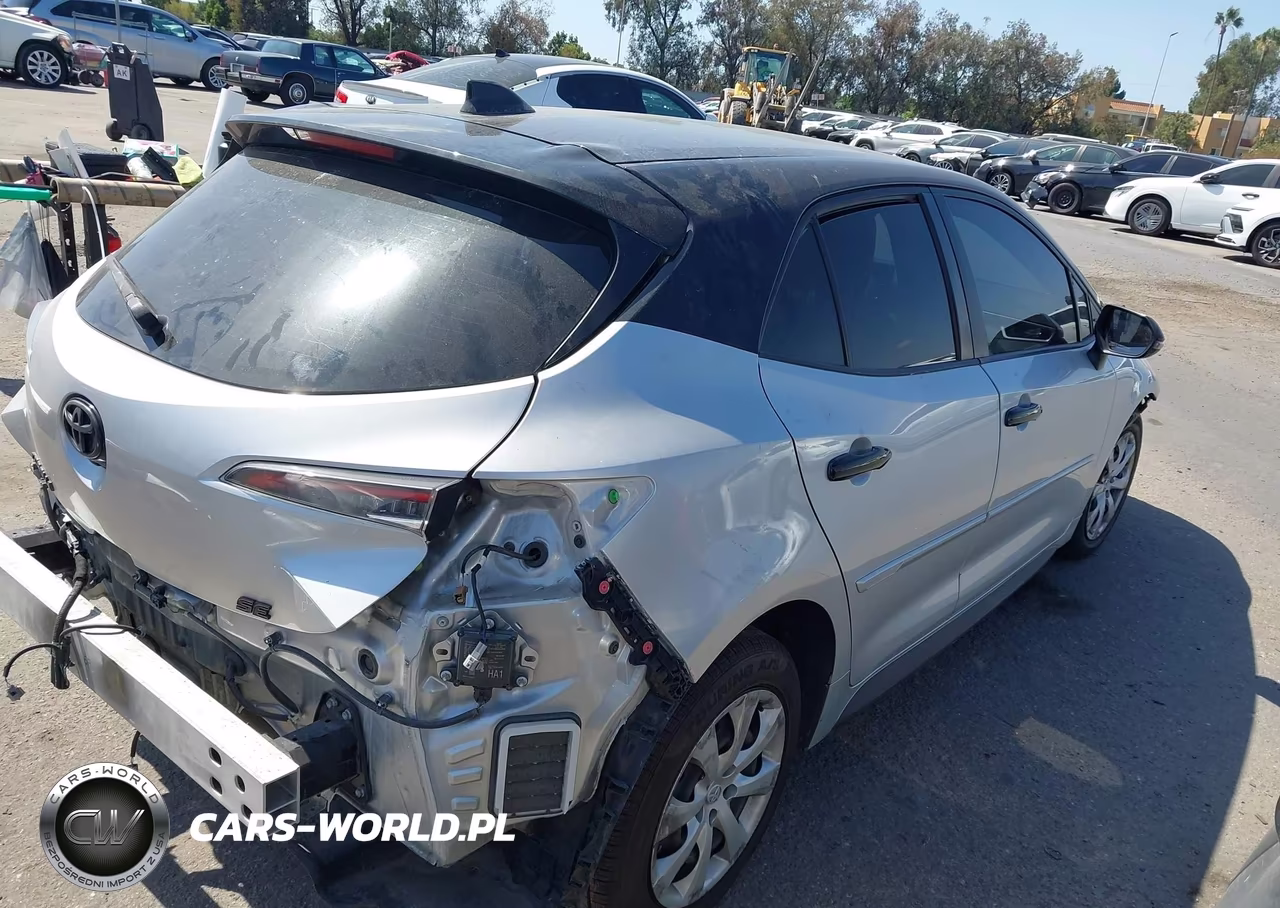 2022 Toyota Corolla Se VIN:JTND4MBE5N3165694 - 4