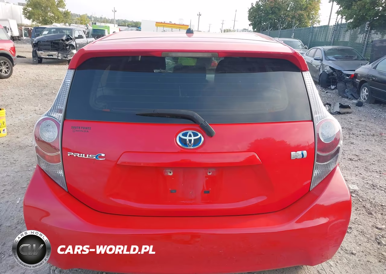 2013 Toyota Prius C Two VIN:JTDKDTB31D1540866 - 16