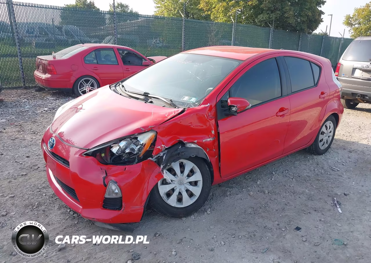 2013 Toyota Prius C Two VIN:JTDKDTB31D1540866 - 2