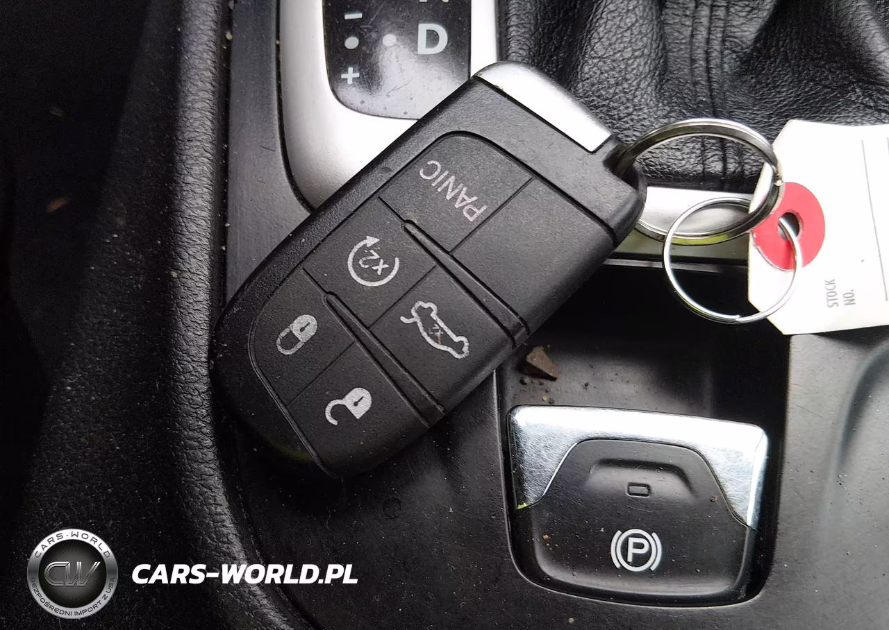2014 Jeep Cherokee Latitude VIN:1C4PJMCB4EW216454 - 11