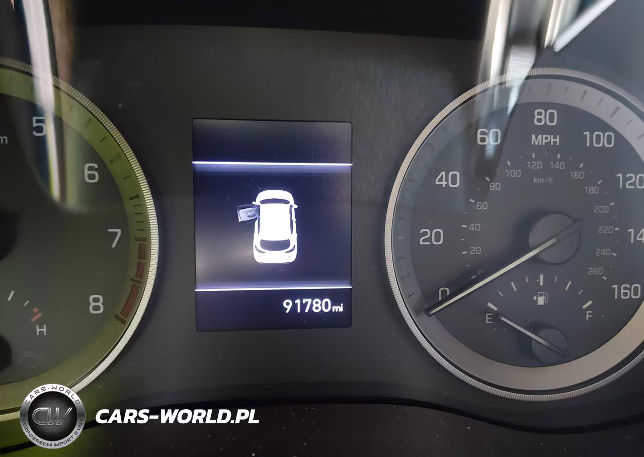 2020 Hyundai Tucson Sport VIN:KM8J33AL3LU109700 - 15