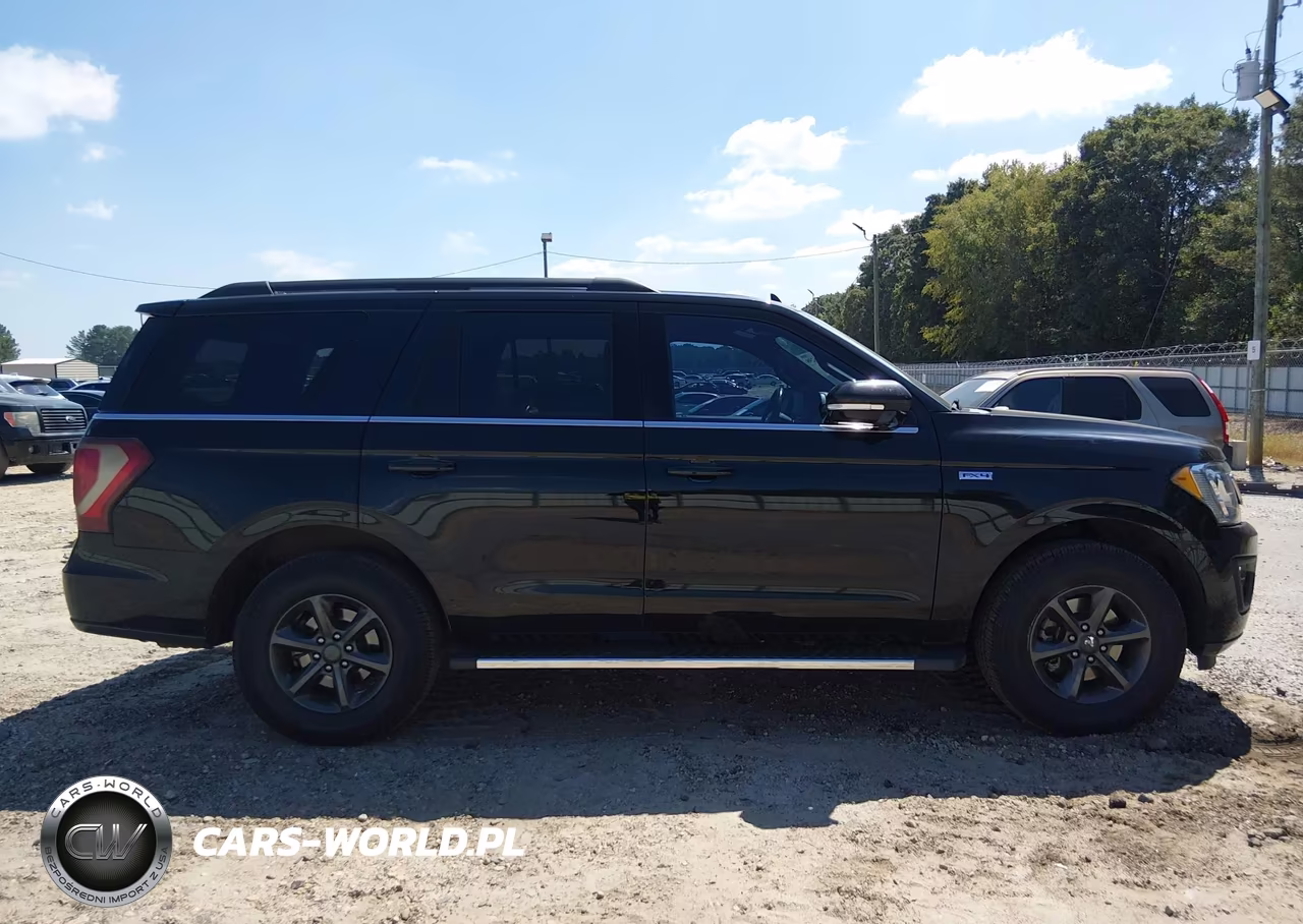 2018 Ford Expedition Xlt VIN:1FMJU1JT8JEA36168 - 13
