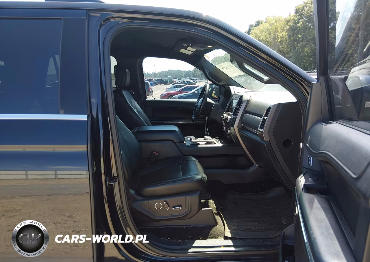 2018 Ford Expedition Xlt VIN:1FMJU1JT8JEA36168 - 5