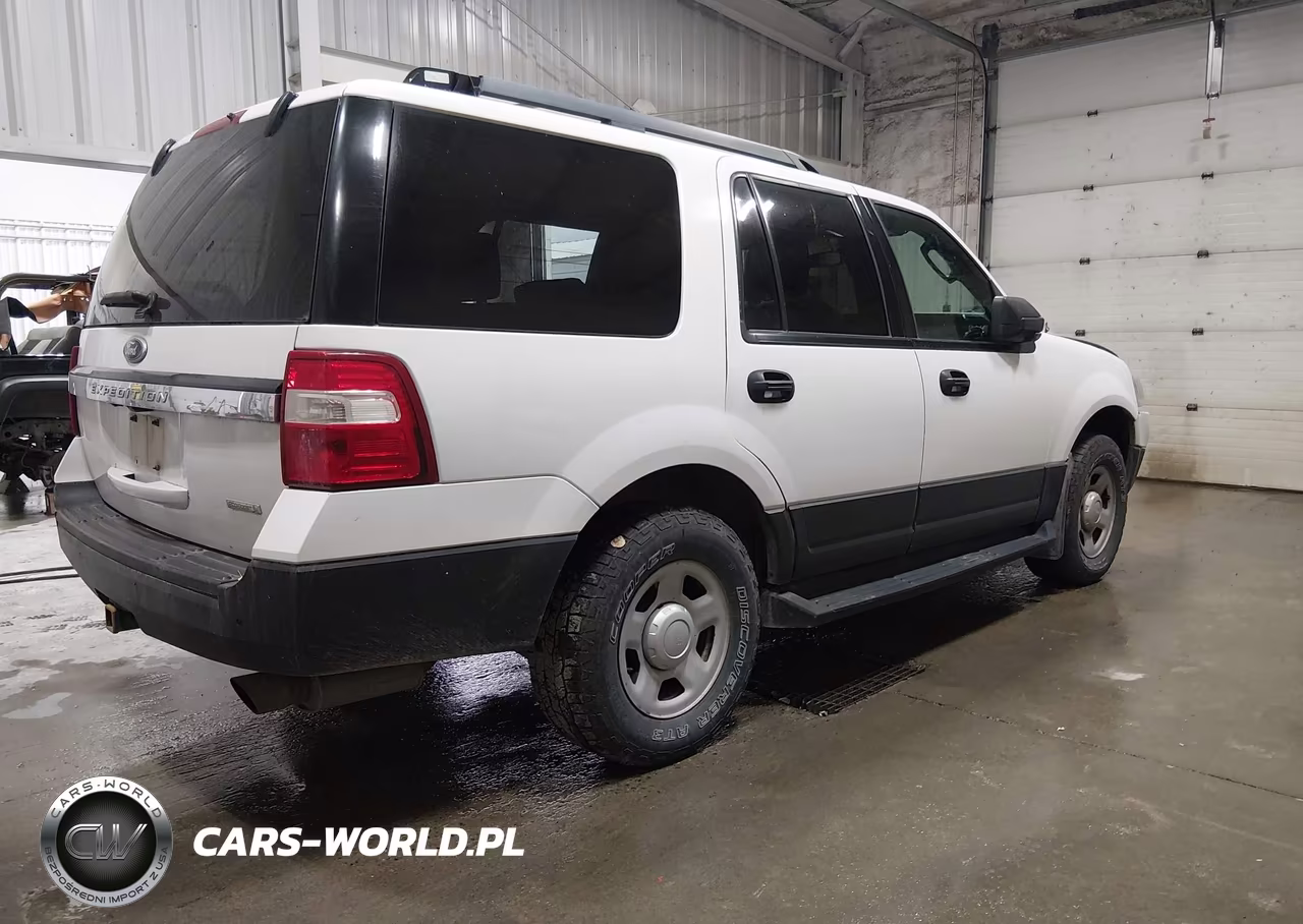 2015 Ford Expedition Xl VIN:1FMJU1GT1FEF14560 - 4