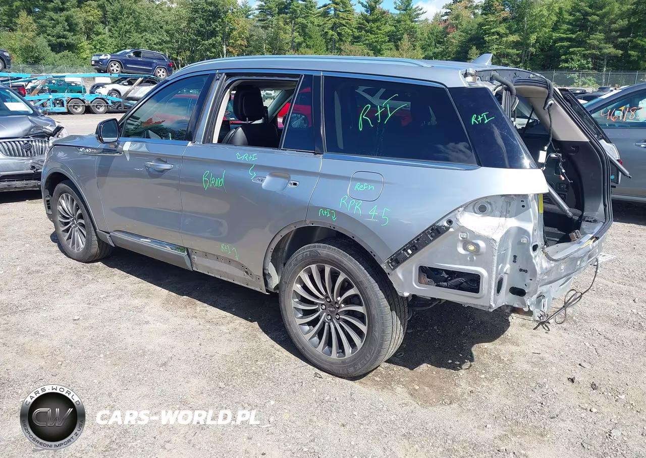 2020 Lincoln Aviator Reserve VIN:5LM5J7XC1LGL04440 - 3