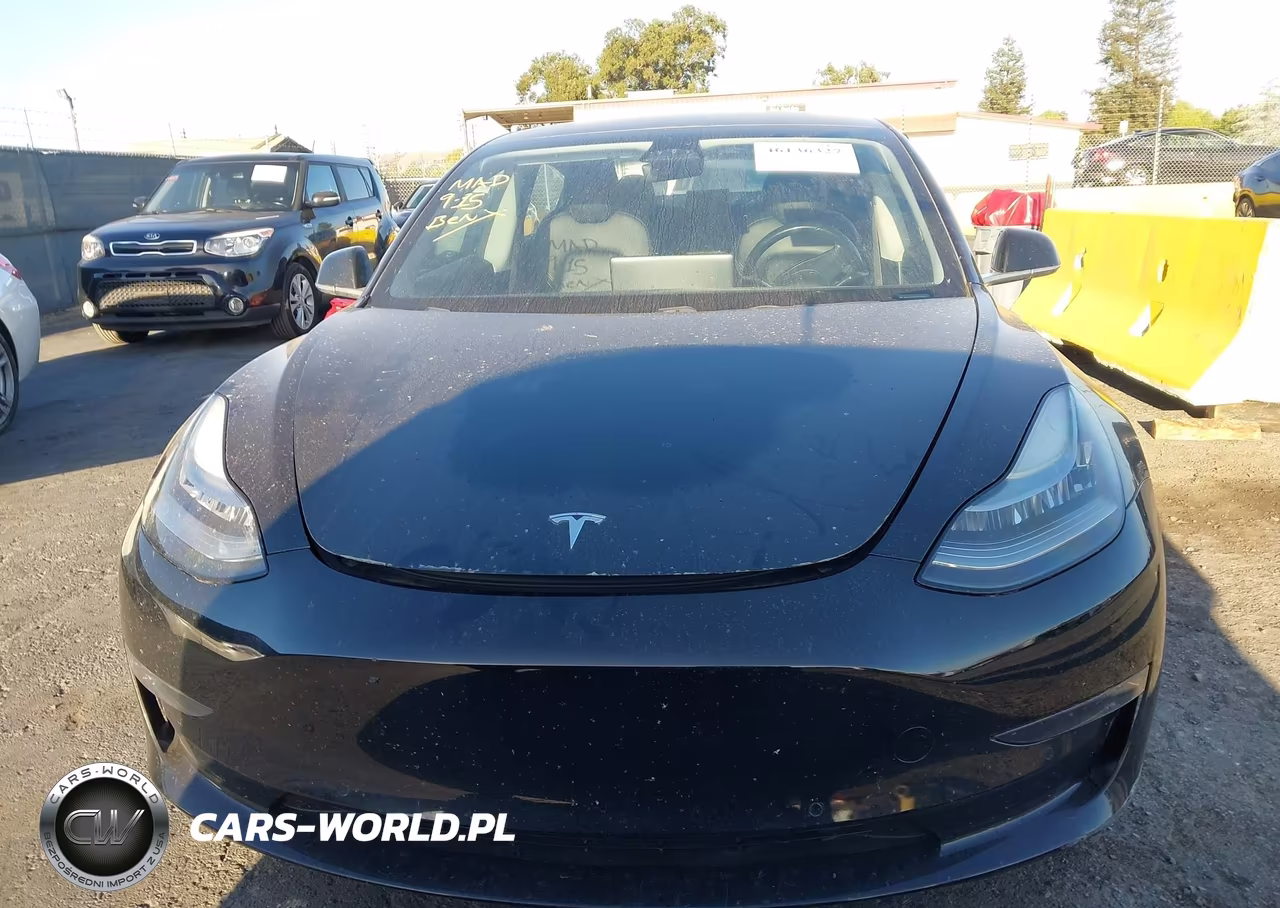 2018 Tesla Model 3 Long Range-Mid Range VIN:5YJ3E1EA5JF037036 - 11