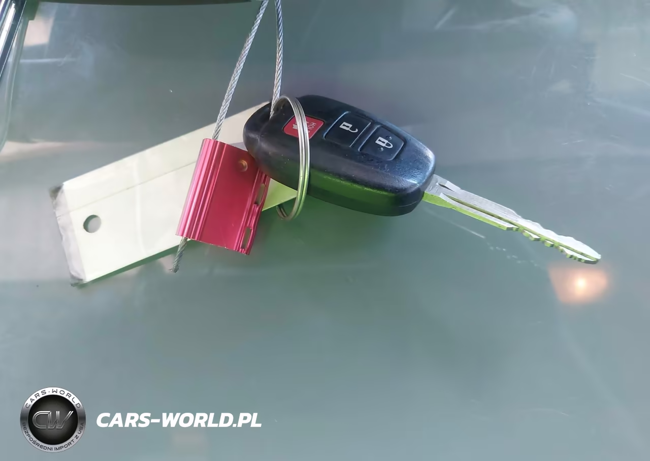 2015 Toyota Prius C Two VIN:JTDKDTB3XF1579894 - 11