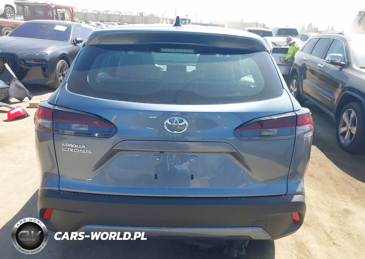 2026 Toyota Corolla Cross L VIN:7MUAAAAGXTV201396 - 17
