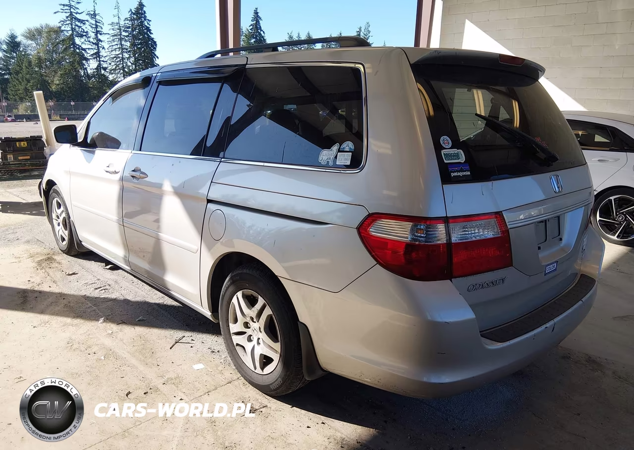 2006 Honda Odyssey Ex VIN:5FNRL38416B401705 - 3