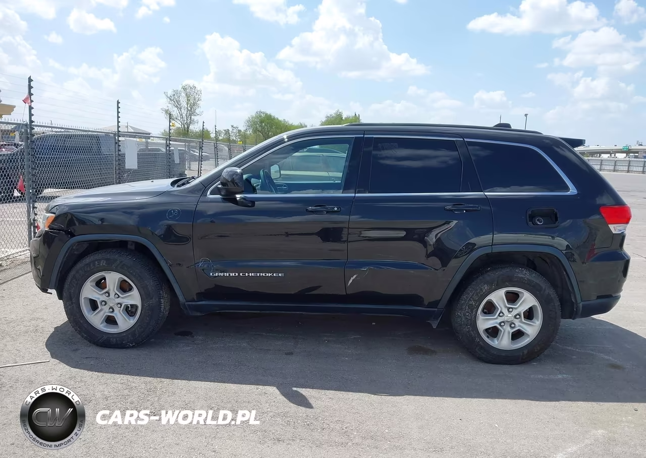 2016 Jeep Grand Cherokee Laredo VIN:1C4RJEAG0GC307531 - 14