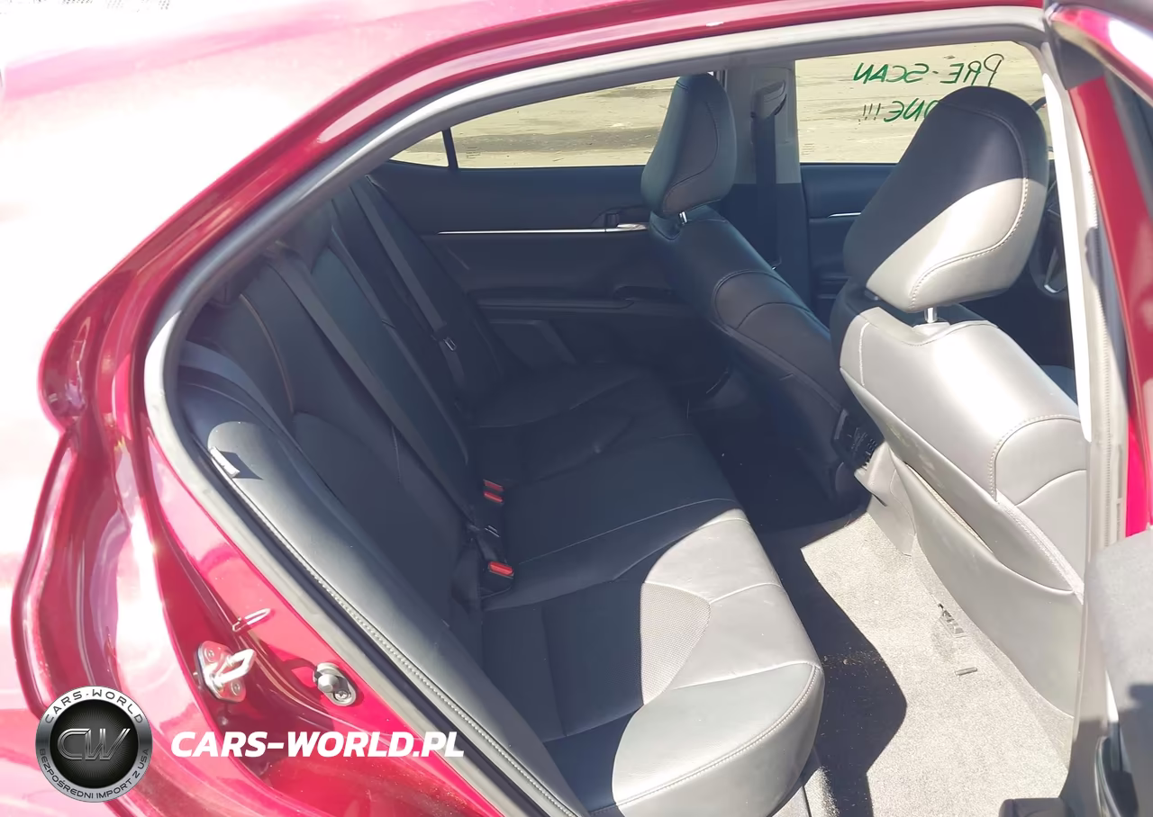 2020 TOYOTA CAMRY XLE VIN:4T1F11AK9LU906587 - 8