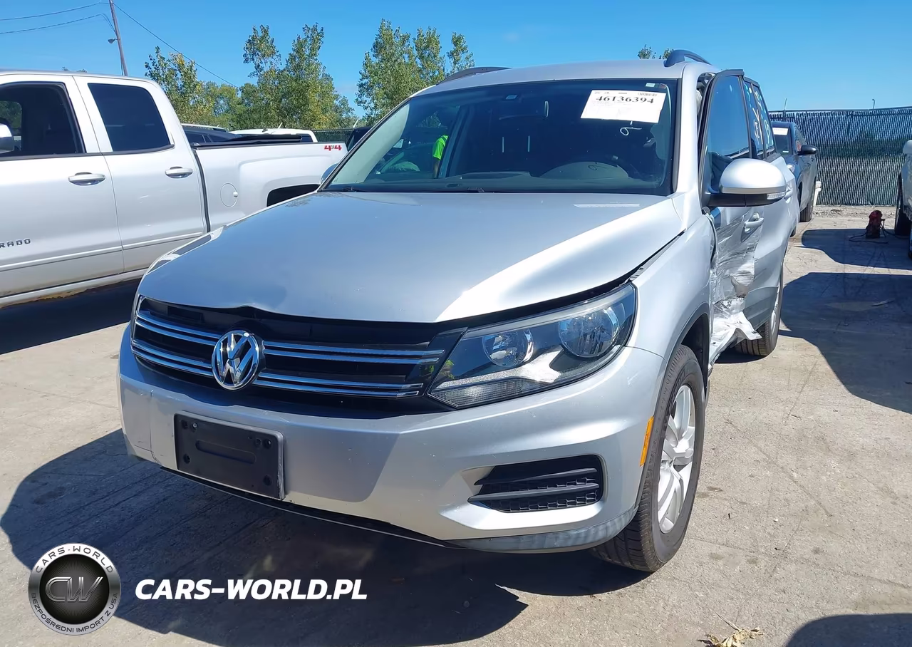 2016 Volkswagen Tiguan S VIN:WVGBV7AX8GW569888 - 12