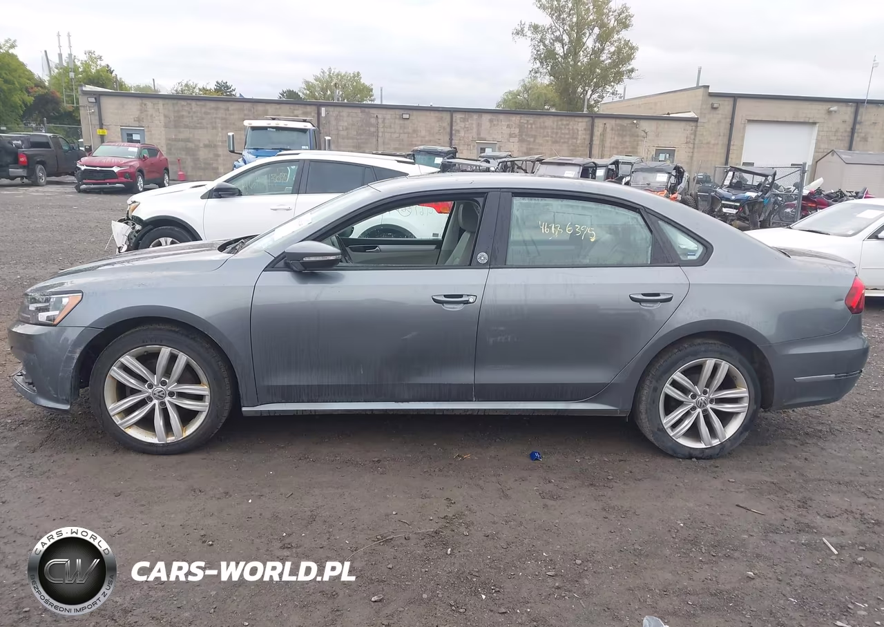 2019 Volkswagen Passat 2.0T Wolfsburg Edition VIN:1VWLA7A34KC003431 - 13
