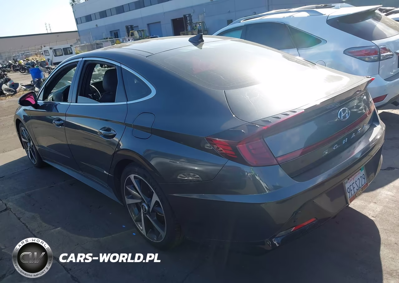 2023 Hyundai Sonata Sel Plus VIN:KMHL44J20PA289132 - 3