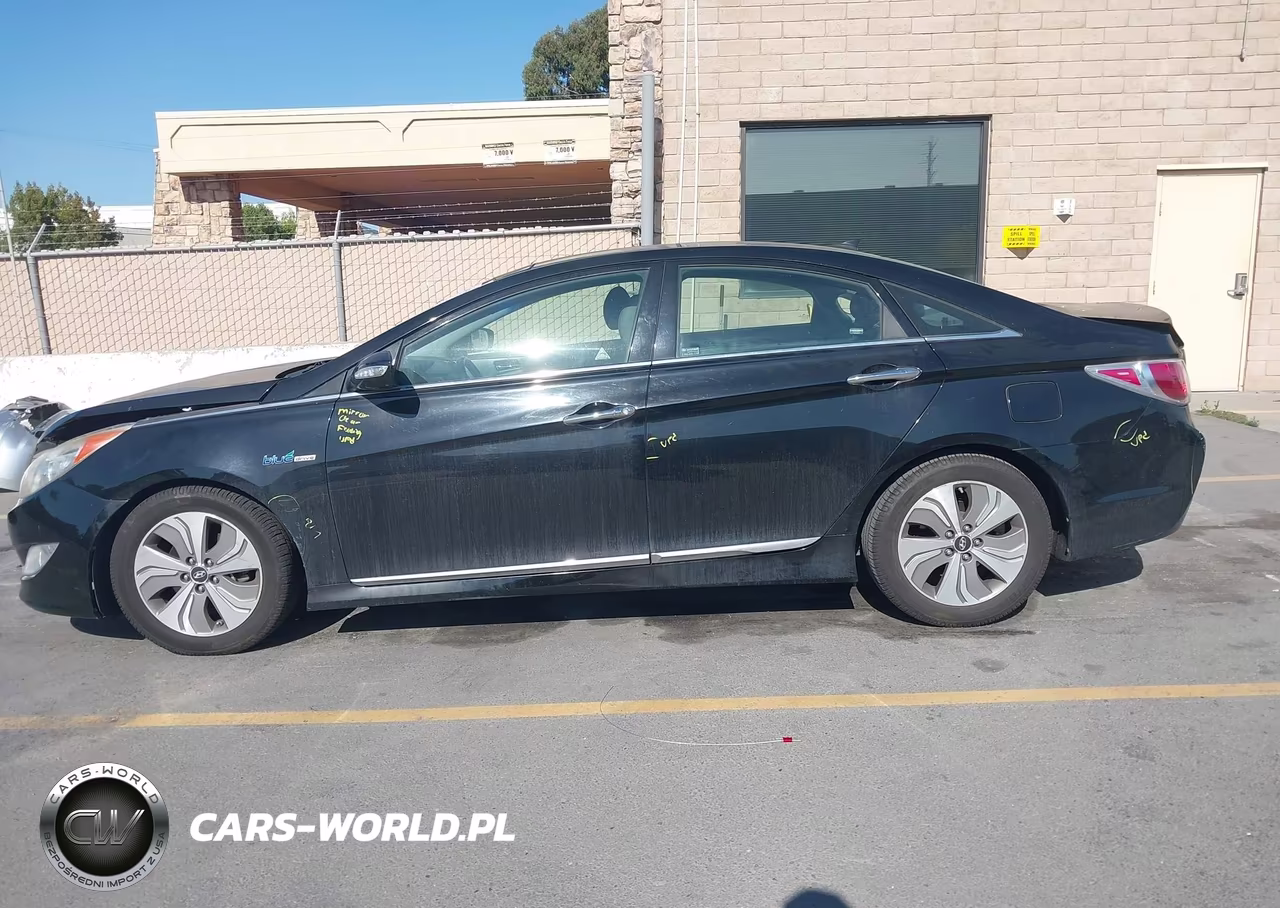 2013 Hyundai Sonata Hybrid Limited VIN:KMHEC4A41DA075548 - 13