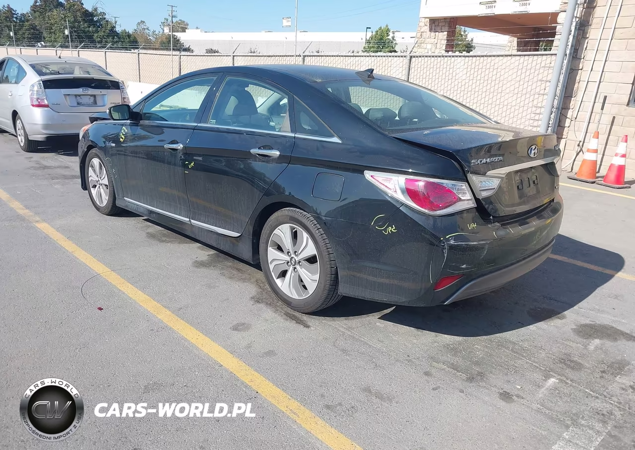 2013 Hyundai Sonata Hybrid Limited VIN:KMHEC4A41DA075548 - 3