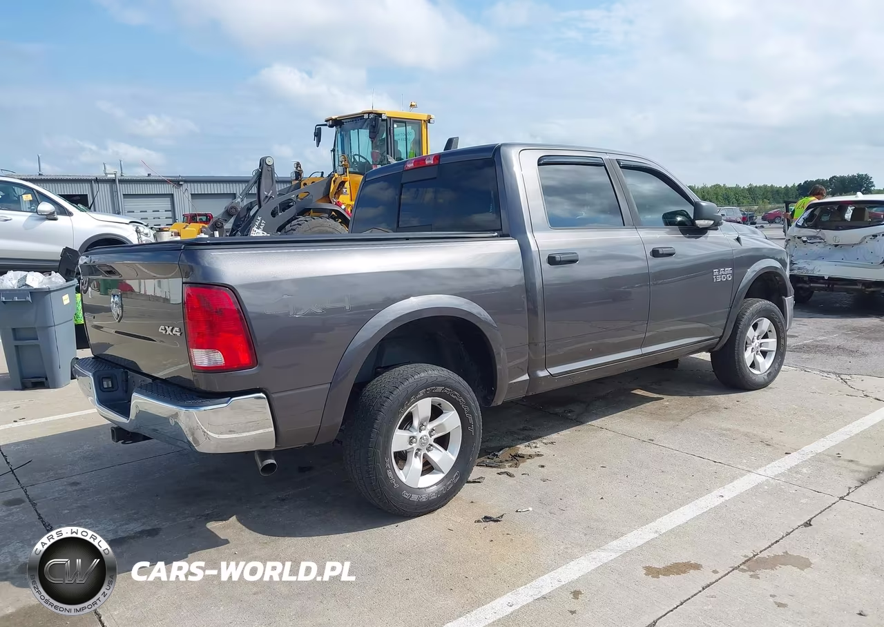 2015 Ram 1500 Outdoorsman VIN:1C6RR7LG6FS719580 - 4
