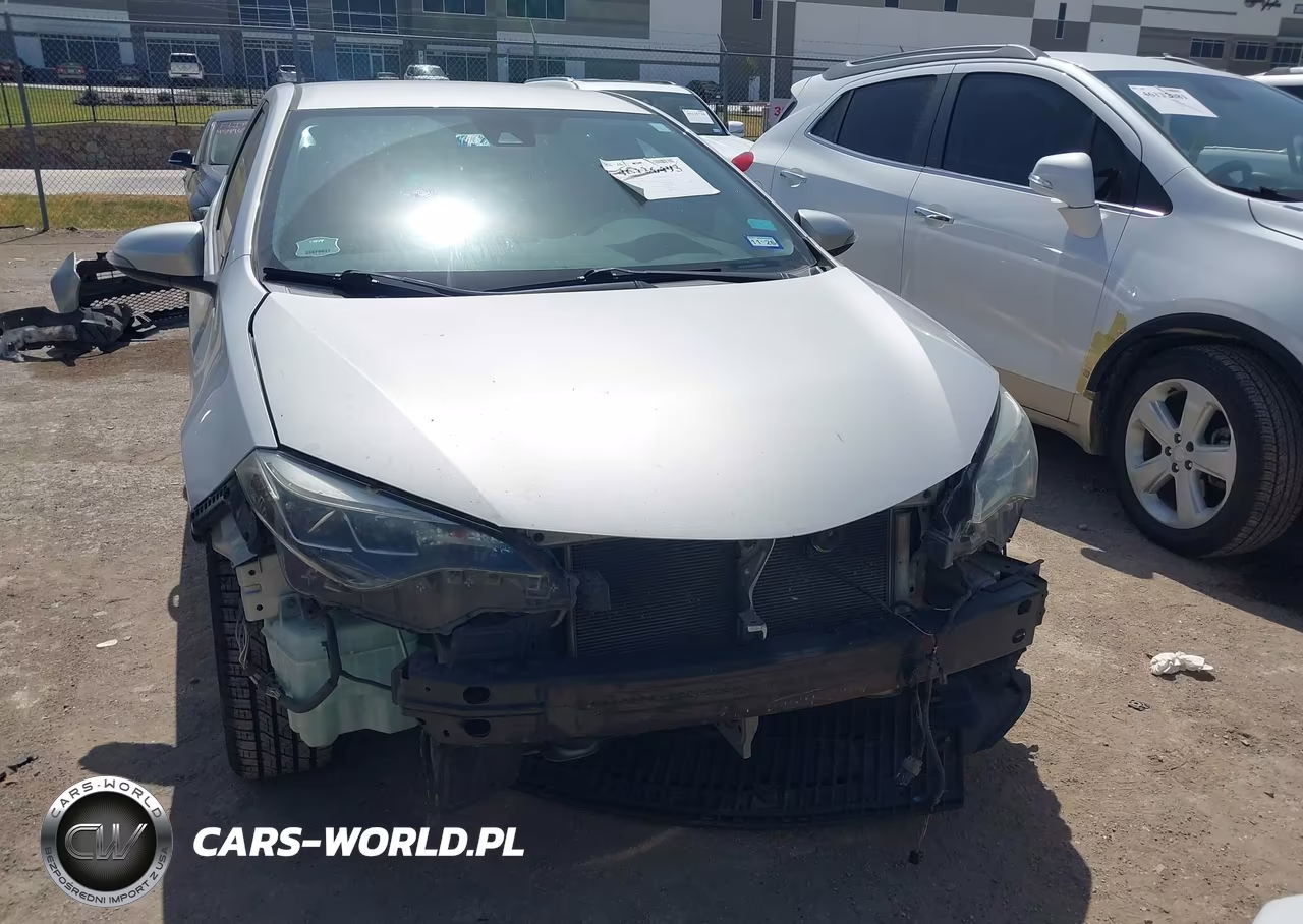 2017 Toyota Corolla Se VIN:2T1BURHE2HC770803 - 12