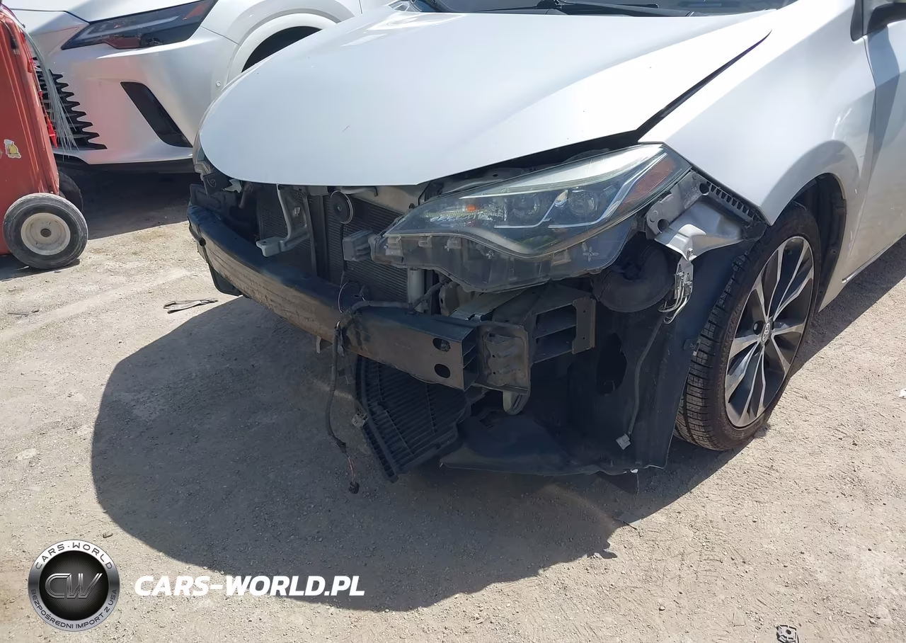 2017 Toyota Corolla Se VIN:2T1BURHE2HC770803 - 6