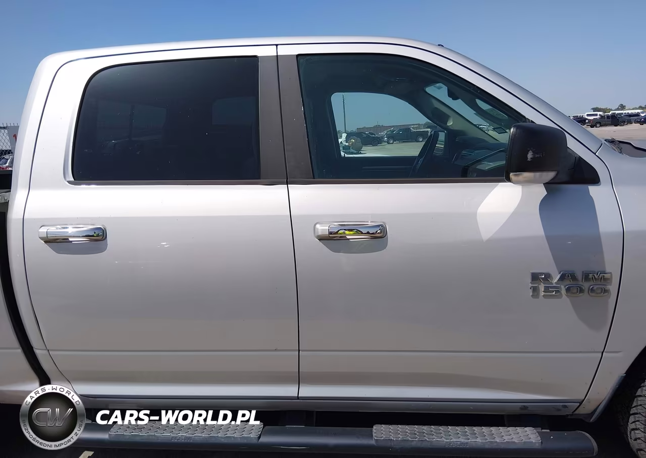 2016 Ram 1500 Lone Star VIN:1C6RR6LG7GS355505 - 13