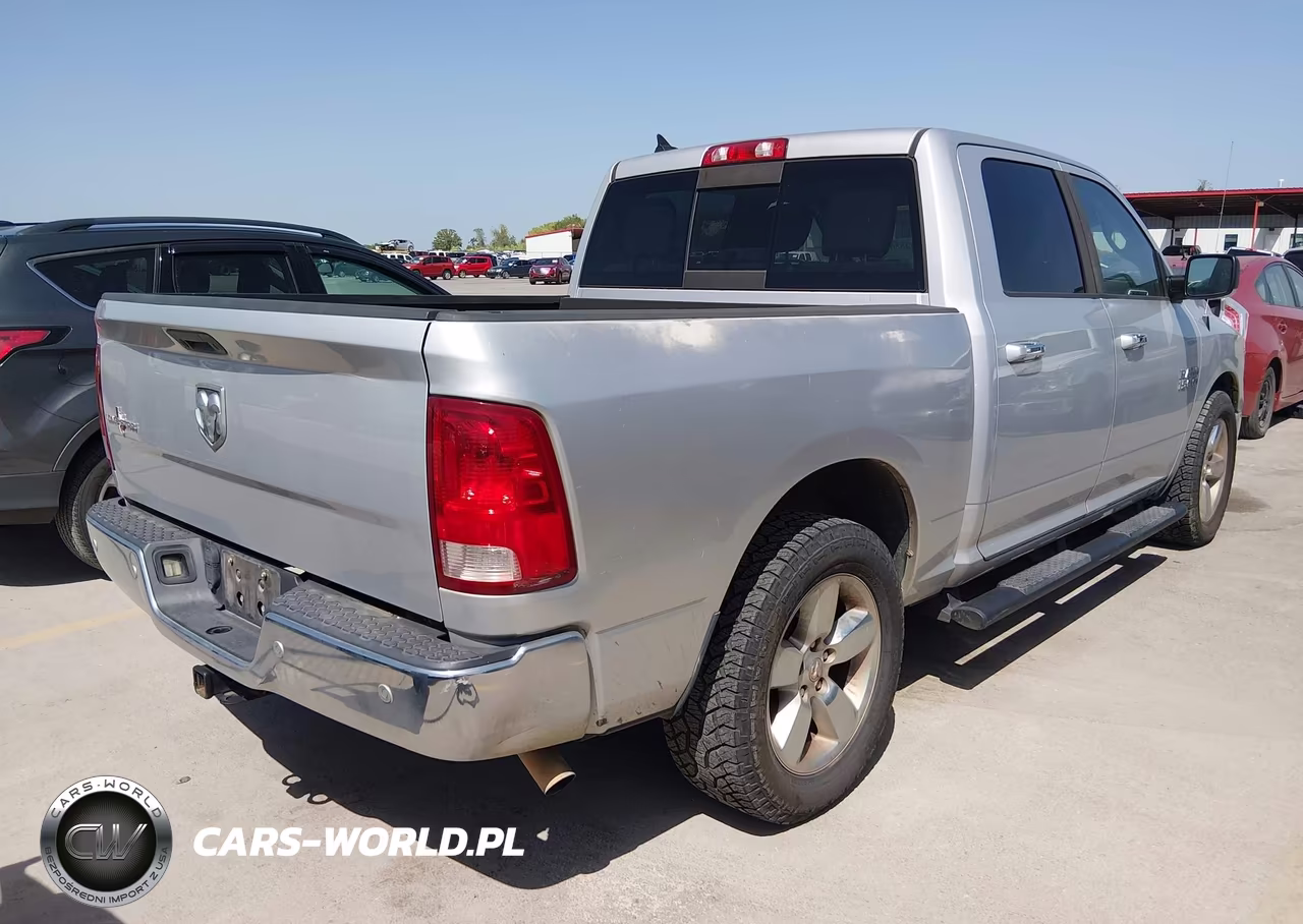 2016 Ram 1500 Lone Star VIN:1C6RR6LG7GS355505 - 4