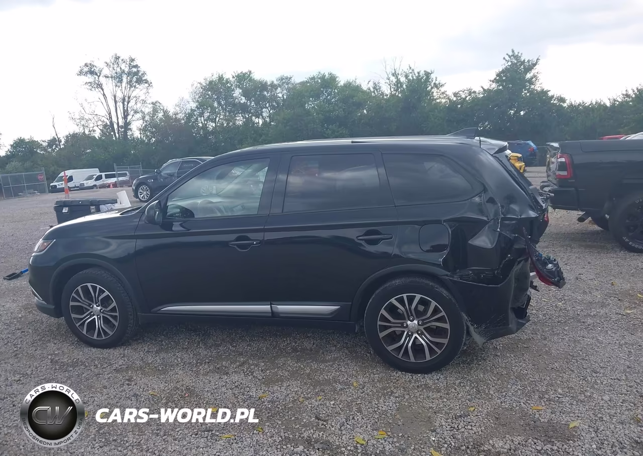 2018 Mitsubishi Outlander Es VIN:JA4AZ3A33JJ000682 - 14