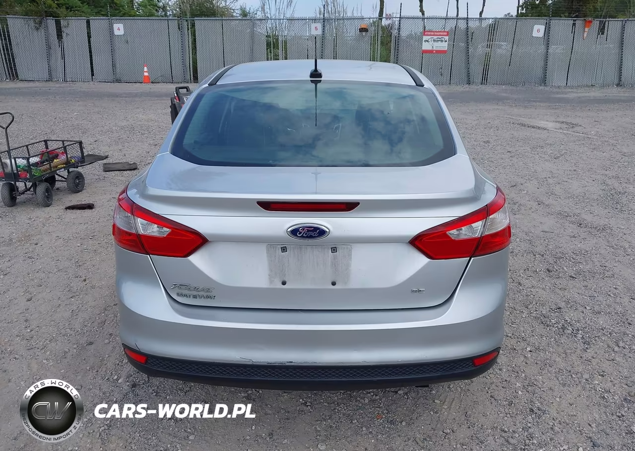 2013 Ford Focus Se VIN:1FADP3F21DL341215 - 16