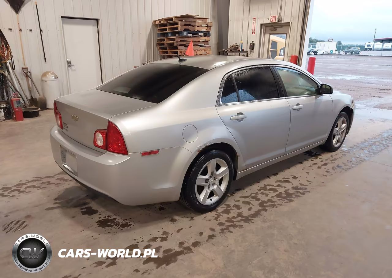 2010 Chevrolet Malibu Ls VIN:1G1ZB5EBXAF219824 - 4