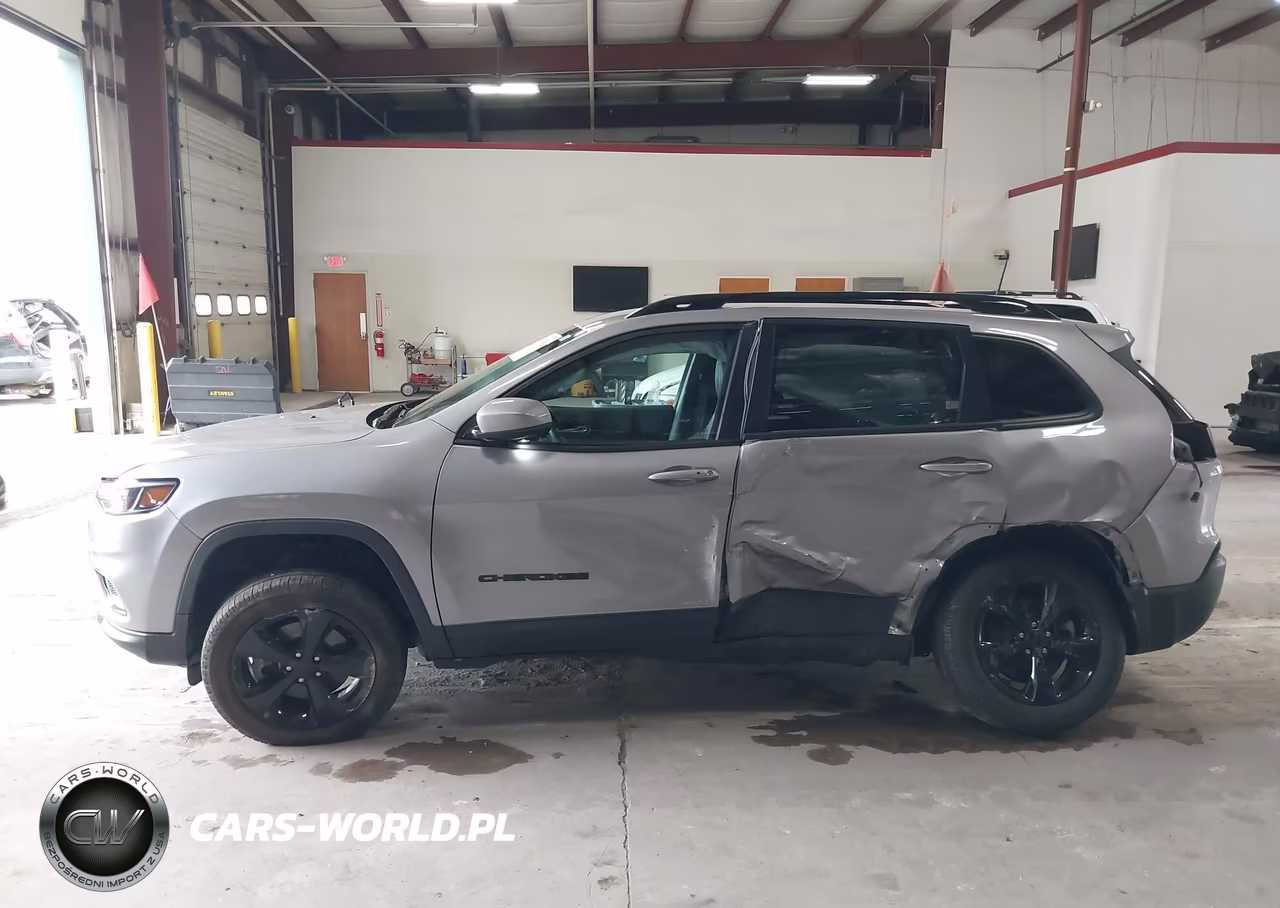 2021 Jeep Cherokee Altitude 4X4 VIN:1C4PJMLB7MD240449 - 13