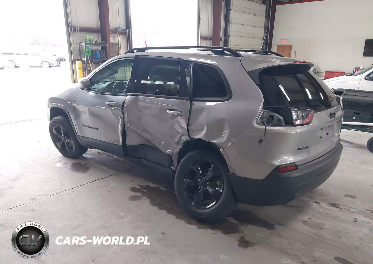 2021 Jeep Cherokee Altitude 4X4 VIN:1C4PJMLB7MD240449 - 3