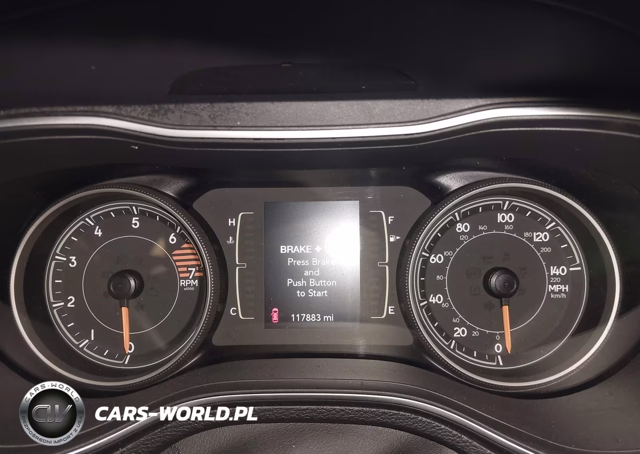 2021 Jeep Cherokee Altitude 4X4 VIN:1C4PJMLB7MD240449 - 7