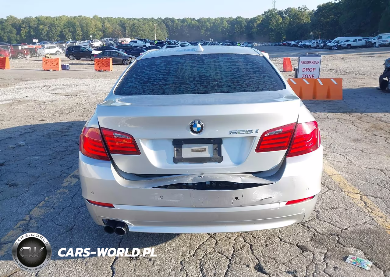 2012 BMW 528 I VIN:WBAXG5C53CDX02693 - 16