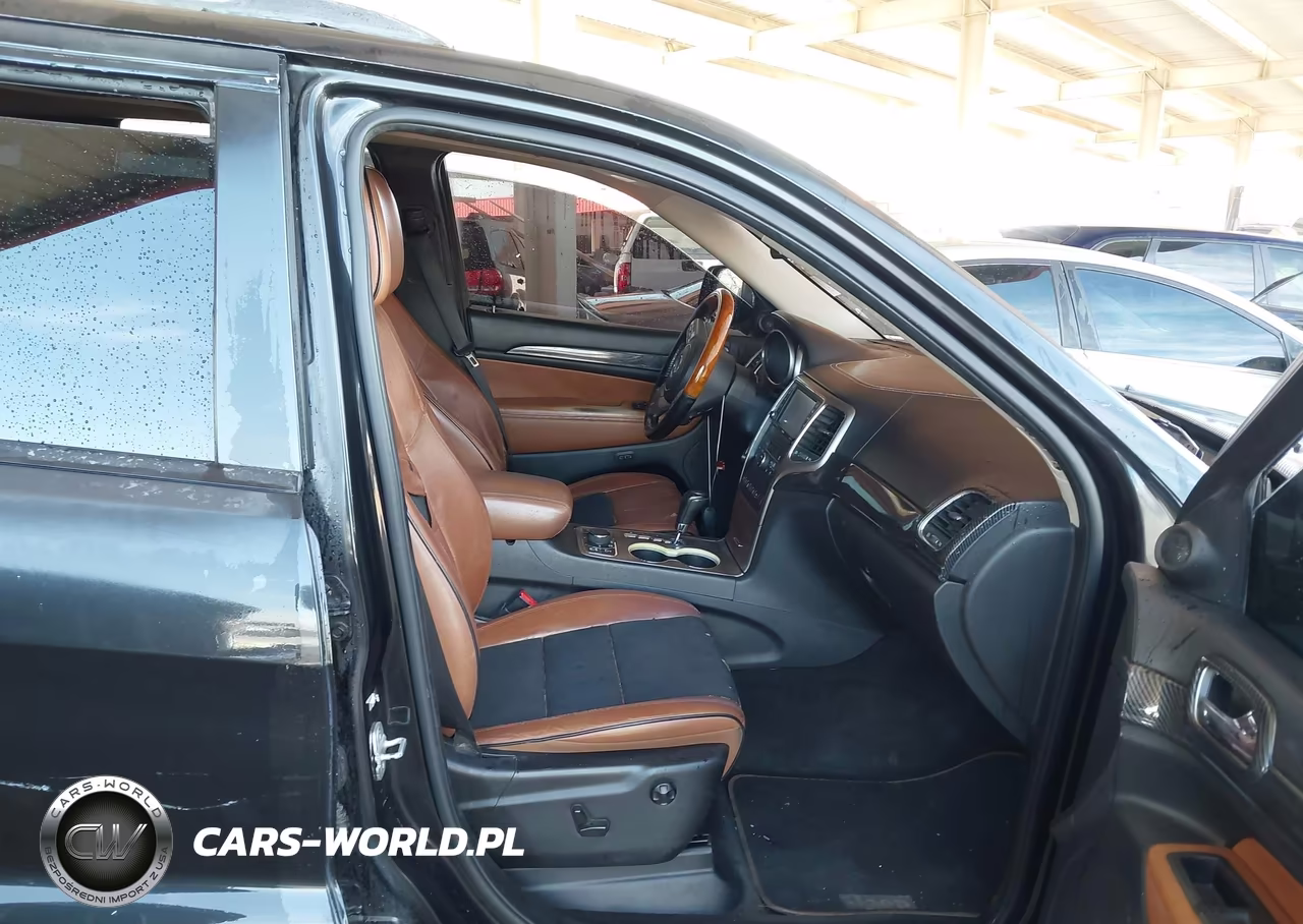 2012 Jeep Grand Cherokee Overland VIN:1C4RJFCT6CC297033 - 5
