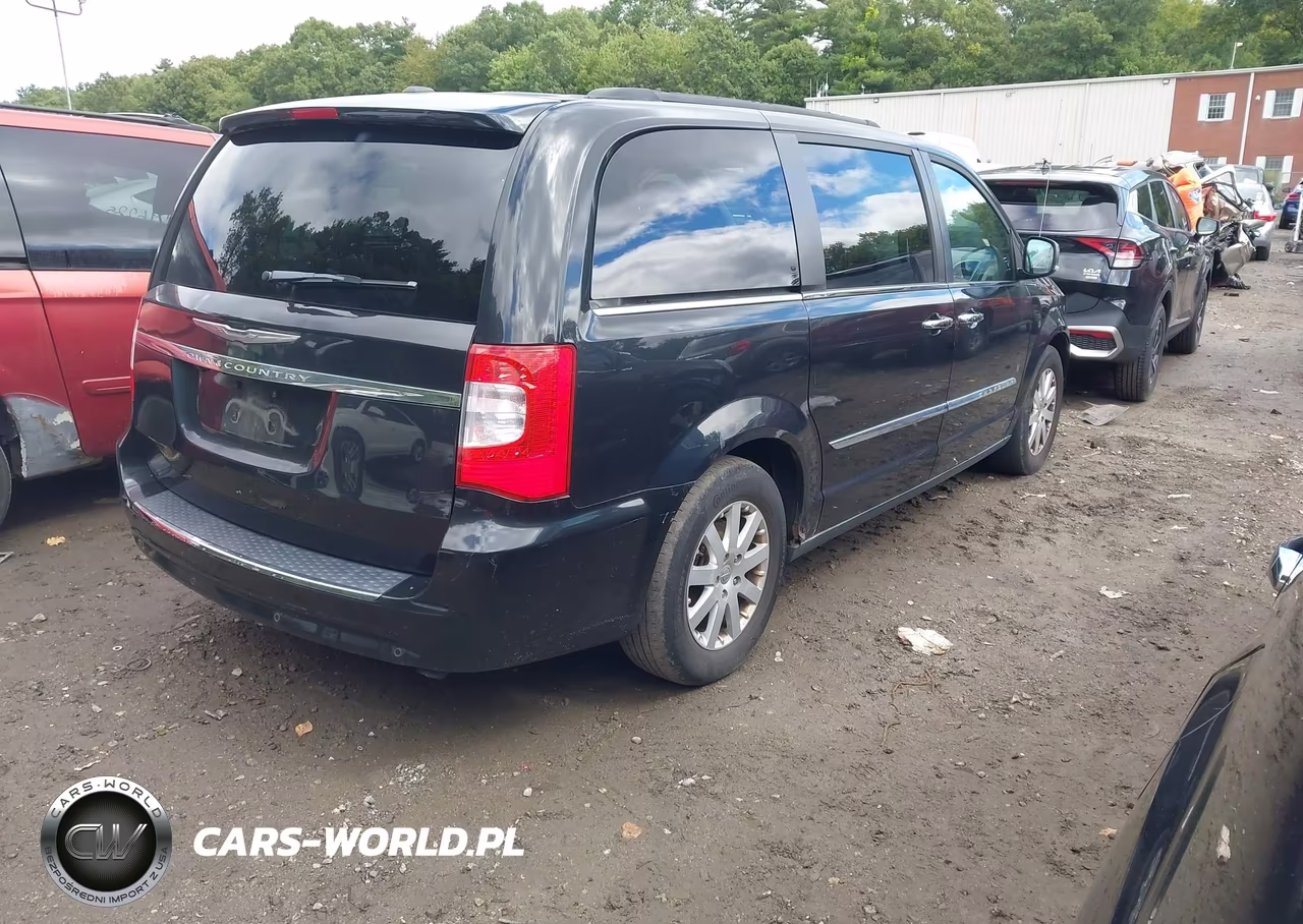 2012 Chrysler Town & Country Touring-L VIN:2C4RC1CG8CR267524 - 4