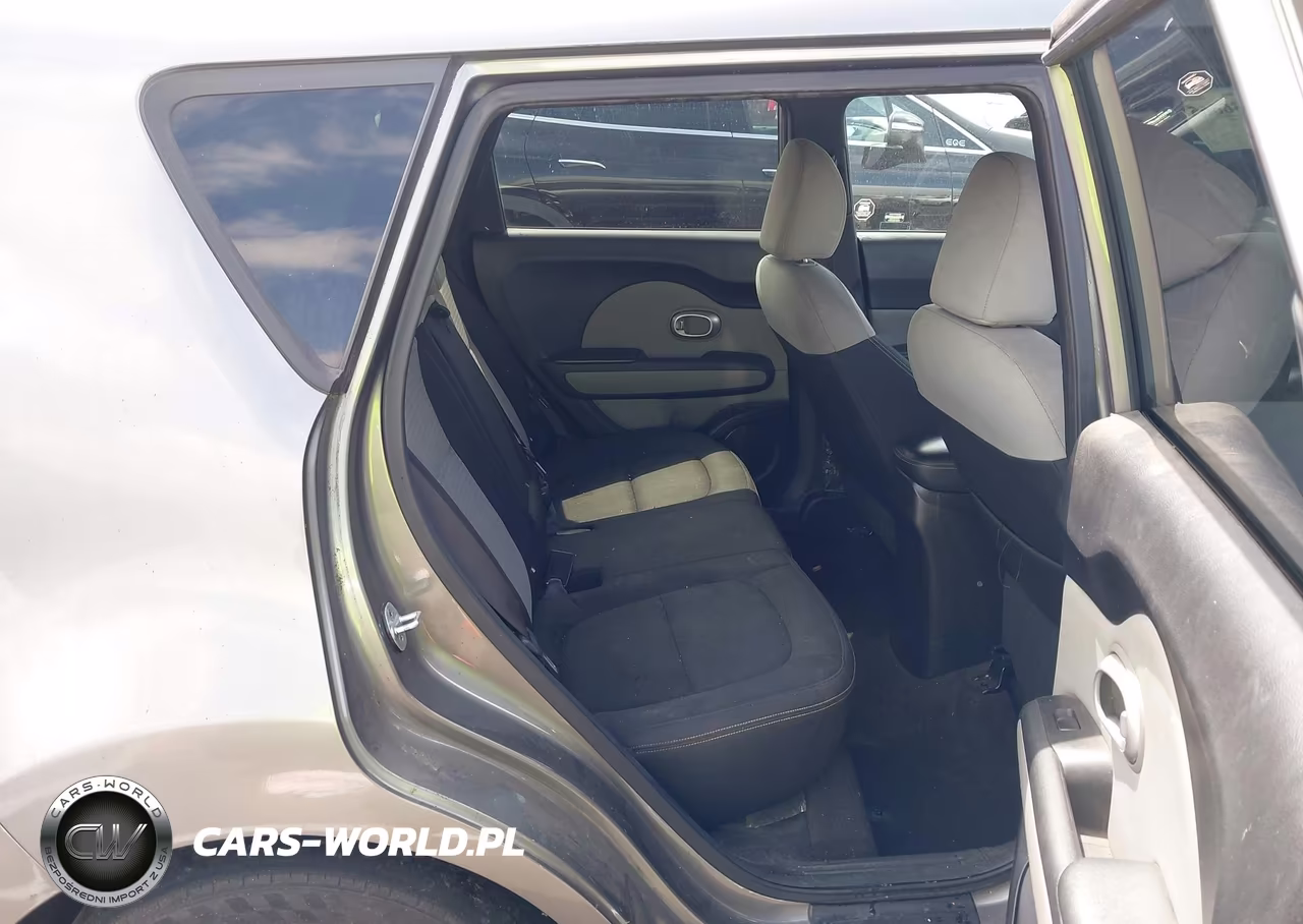 2014 Kia Soul + VIN:KNDJP3A57E7051585 - 8
