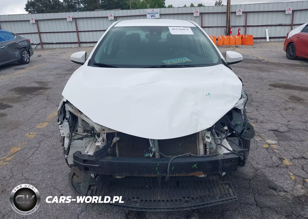 2019 Toyota Corolla L VIN:2T1BURHE5KC211527 - 13