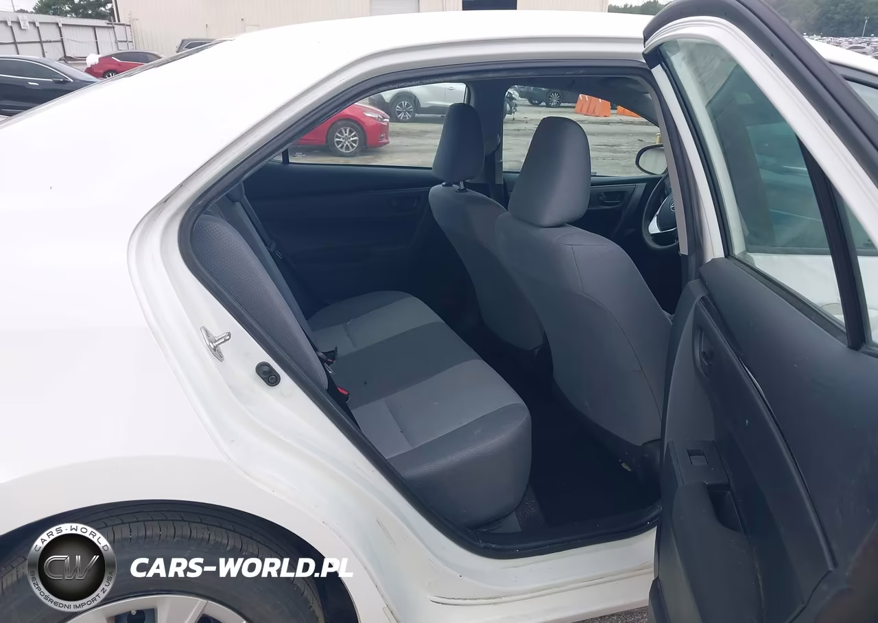 2019 Toyota Corolla L VIN:2T1BURHE5KC211527 - 8