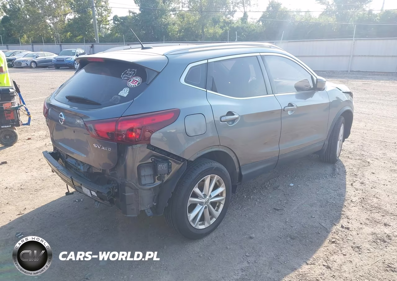 2018 Nissan Rogue Sport Sv VIN:JN1BJ1CR0JW287668 - 4