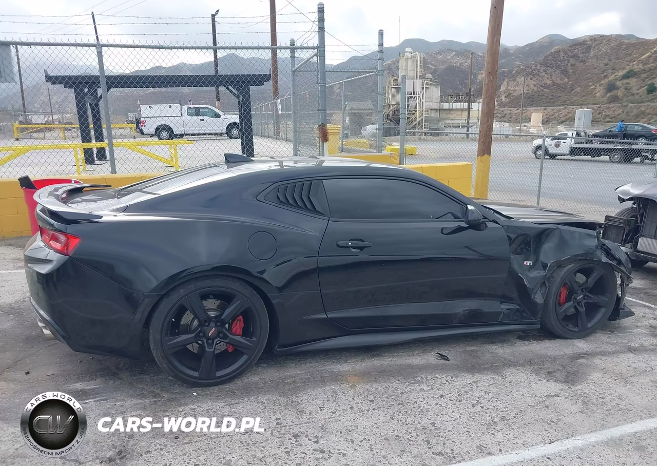 2016 Chevrolet Camaro 2Ss VIN:1G1FG1R75G0148837 - 15