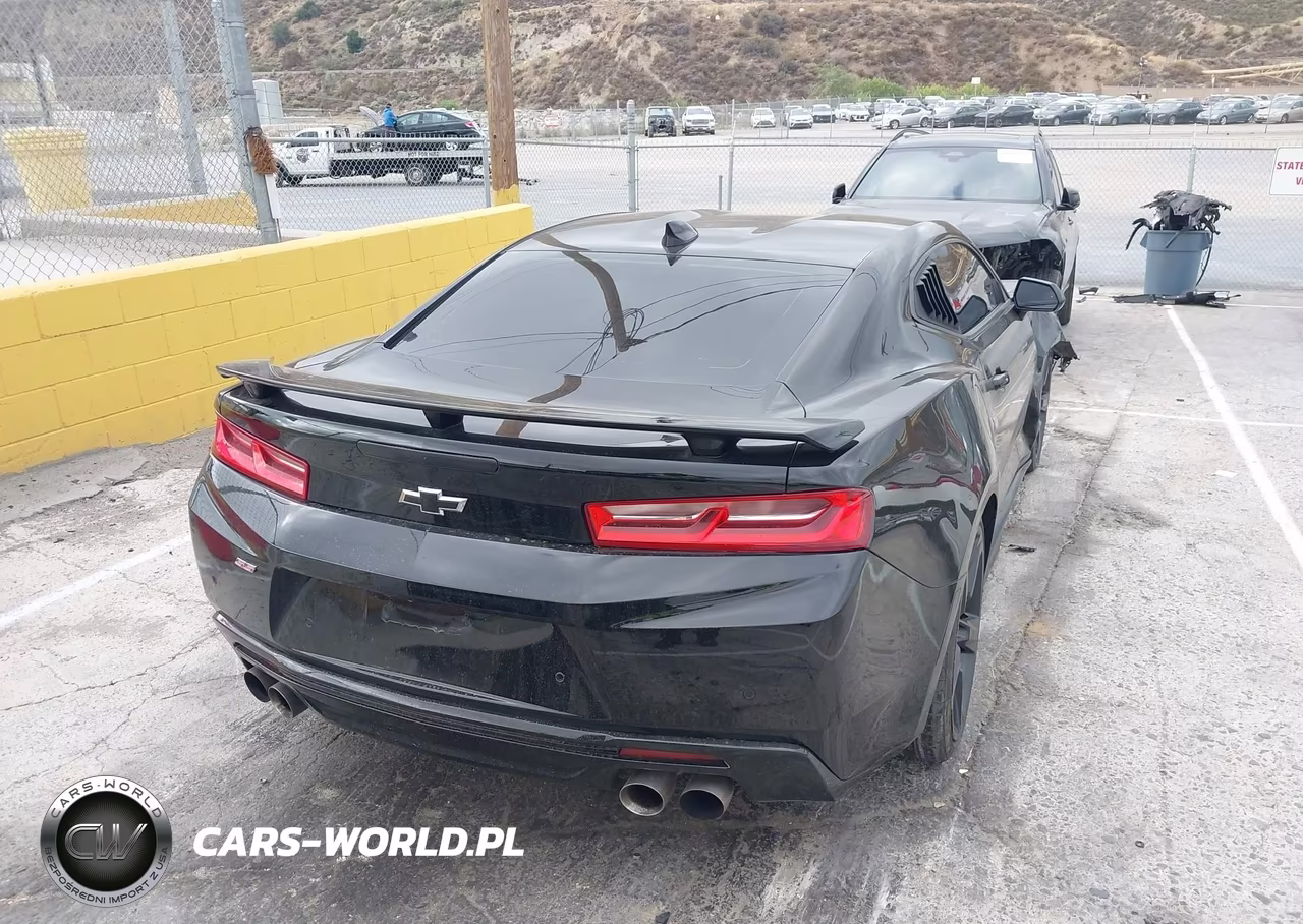 2016 Chevrolet Camaro 2Ss VIN:1G1FG1R75G0148837 - 4