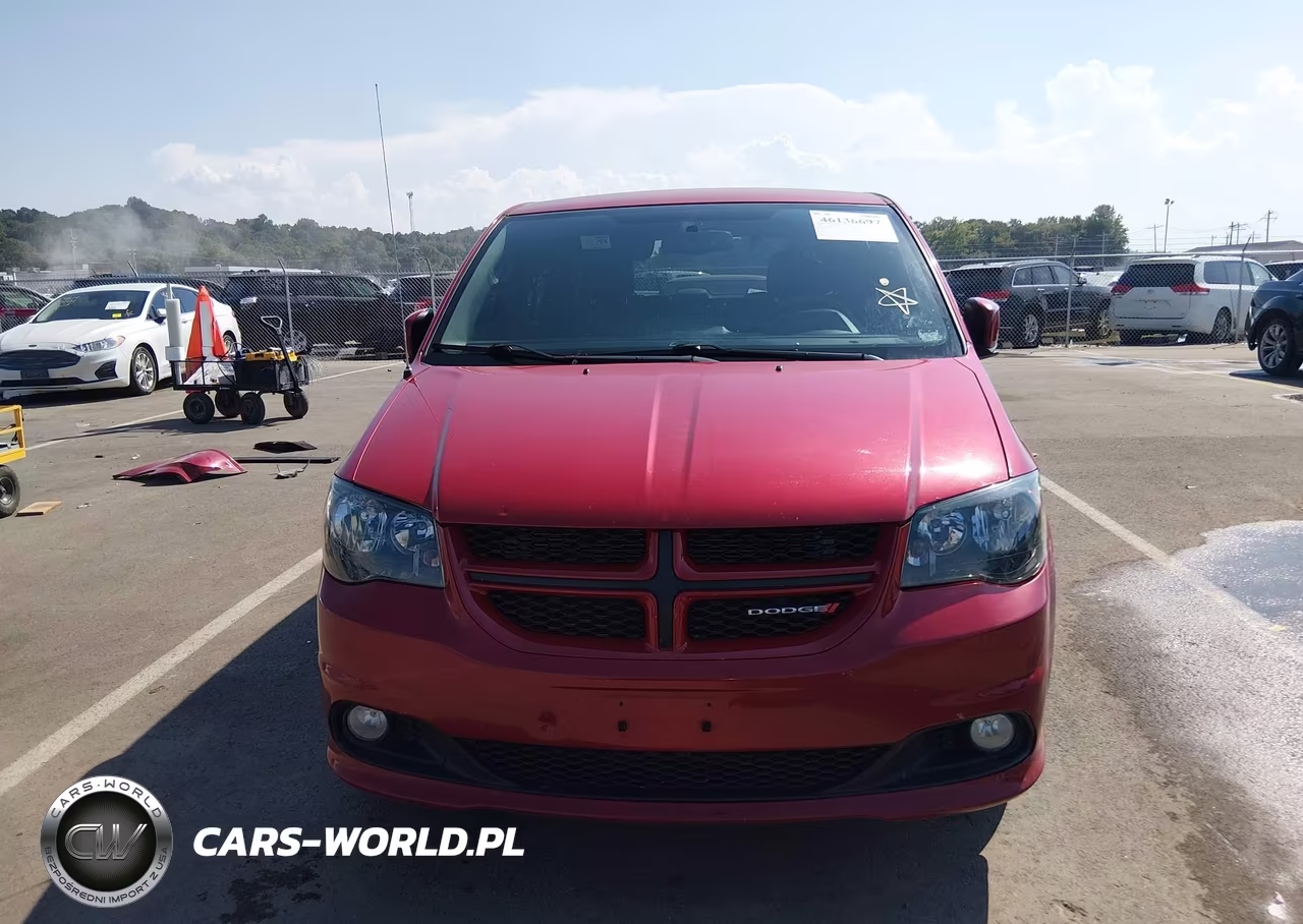 2013 Dodge Grand Caravan R-T VIN:2C4RDGEGXDR683704 - 13
