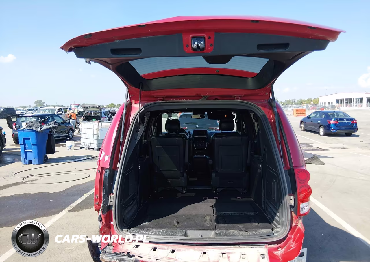 2013 Dodge Grand Caravan R-T VIN:2C4RDGEGXDR683704 - 18