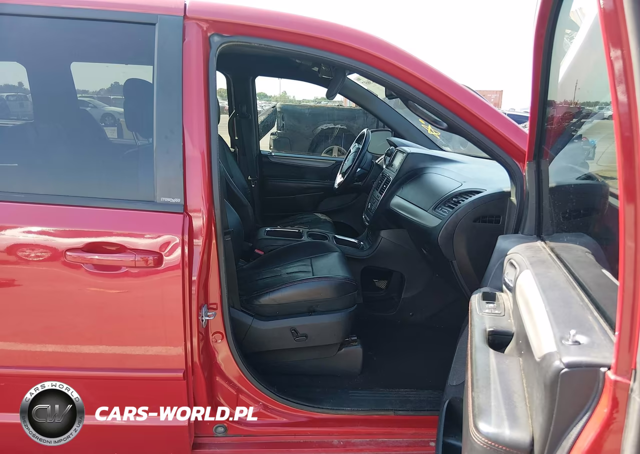 2013 Dodge Grand Caravan R-T VIN:2C4RDGEGXDR683704 - 5