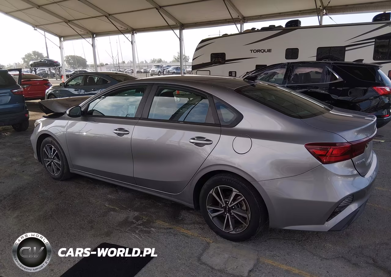 2023 Kia Forte Lxs VIN:3KPF24AD2PE577434 - 14